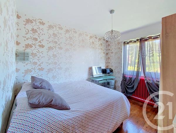 Maison à vendre  5 pièces - 90,50 m 2   MONTBELIARD  - 25