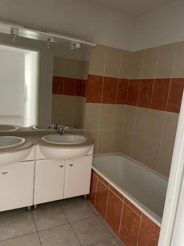 3  Pièces Traversant avec Terrasse Sud & Piscine