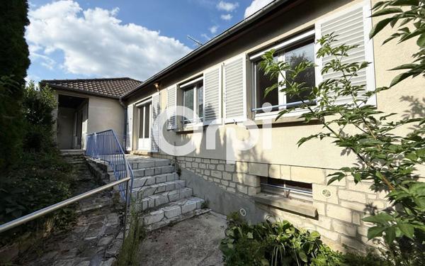 Maison à vendre    5 pièces • 100 m2 Courmelles