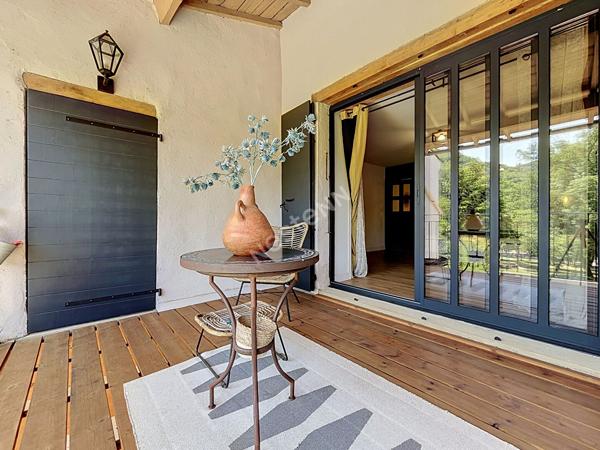 Ardèche : Maison en pierre rénovée 140m², volumes & charme