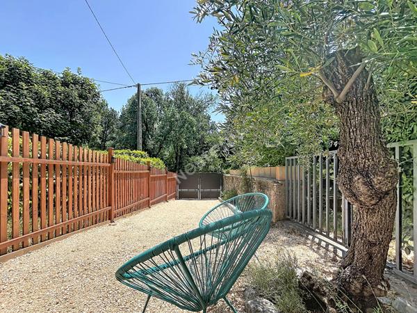 Ardèche : Maison en pierre rénovée 140m², volumes & charme