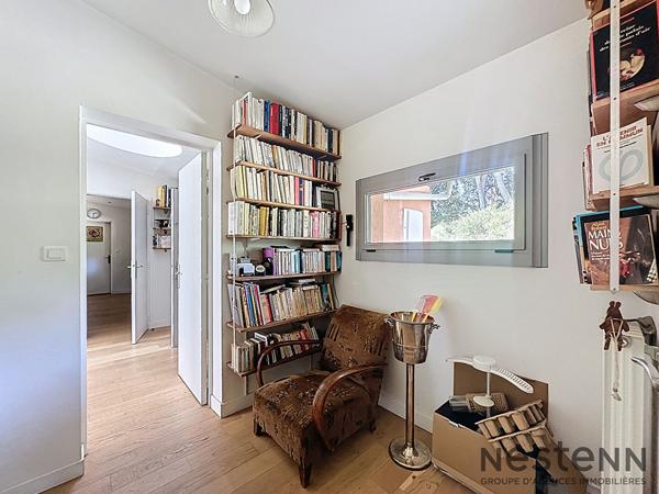 Villa d'Architecte à Vendre à TRETS - Un Écrin de Nature et de Confort