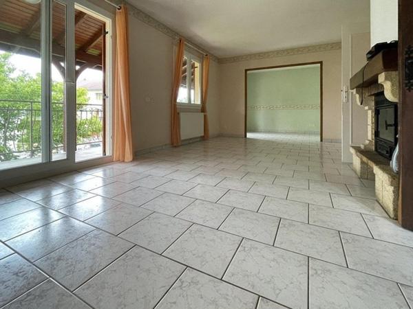 Maison à vendre. Urgent.