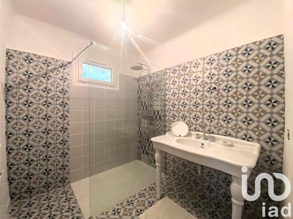 Maison à vendre 9 pièces 256 m² L'Isle-sur-la-Sorgue