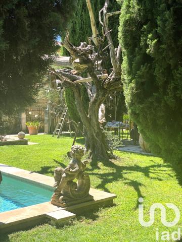 Maison à vendre 9 pièces 256 m² L'Isle-sur-la-Sorgue