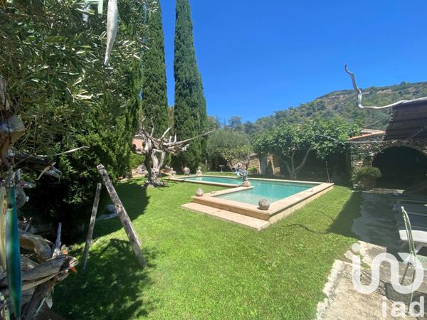 Maison à vendre 9 pièces 256 m² L'Isle-sur-la-Sorgue