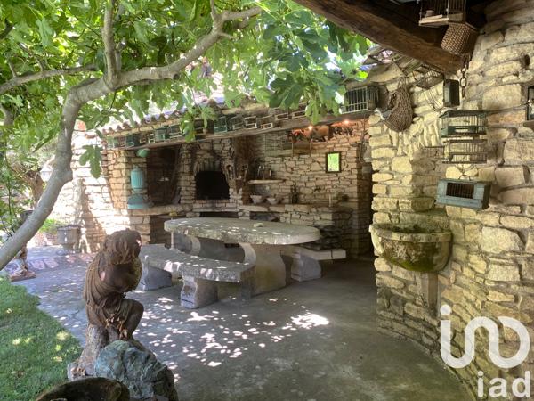 Maison à vendre 9 pièces 256 m² L'Isle-sur-la-Sorgue