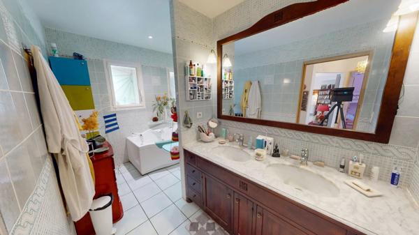 Maison Familial T5 de à 168m² à Cornebarrieu