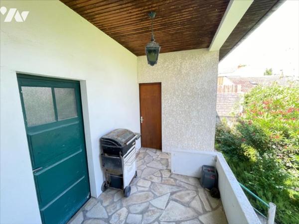 Propriété 9 pièces  210m²