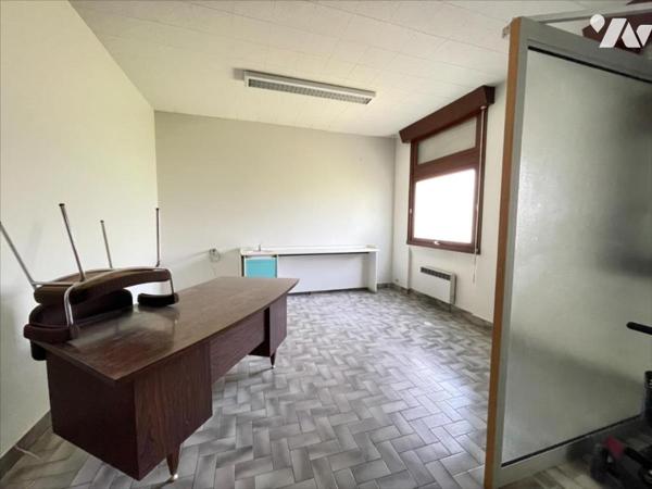 Propriété 9 pièces  210m²