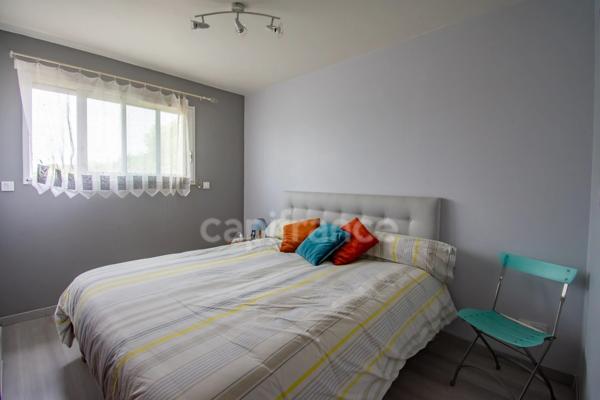SAUJON – MAISON CONTEMPORAINE AVEC PISCINE INTERIEURE