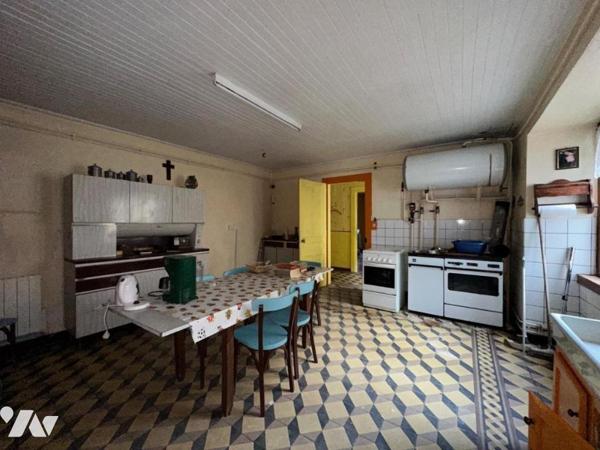 CORPS DE FERME A RENOVER