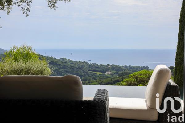 Maison à vendre 9 pièces 350 m² La Croix-Valmer