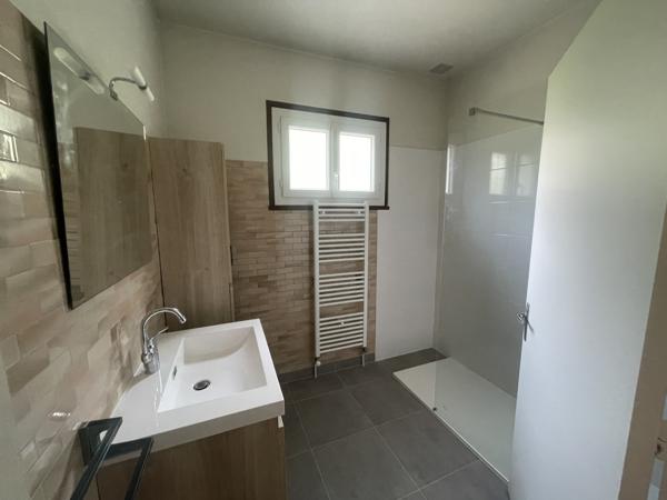 Maison 3 pièce(s) 2 chambre(s) 101 m²