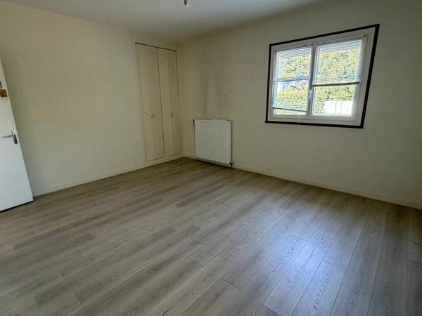 Maison 3 pièce(s) 2 chambre(s) 101 m²