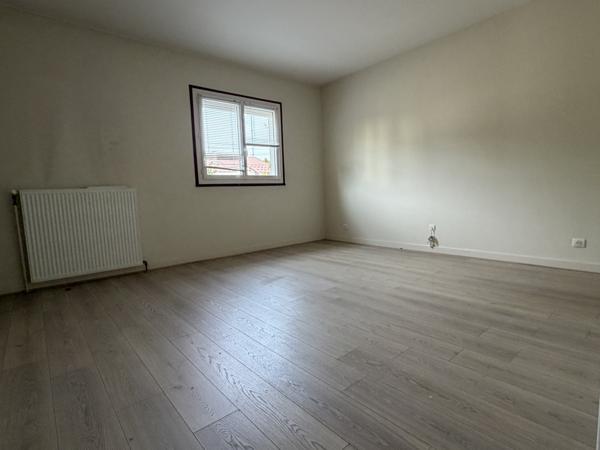 Maison 3 pièce(s) 2 chambre(s) 101 m²