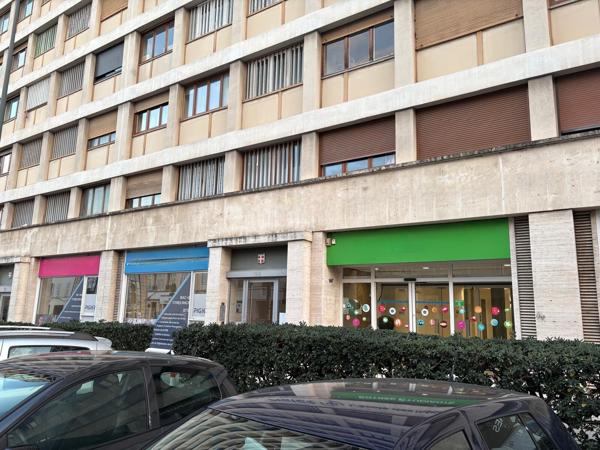 Locaux PMR ET ERP à louer - Hyper centre de Marseille