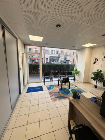 Locaux PMR ET ERP à louer - Hyper centre de Marseille