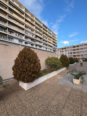 Locaux PMR ET ERP à louer - Hyper centre de Marseille