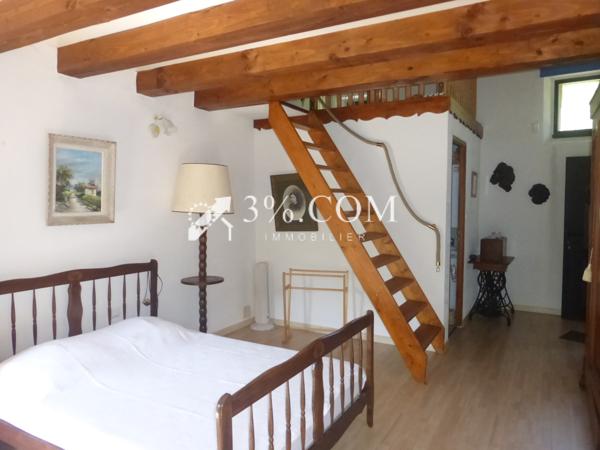 Mas 9 pièce(s) 4 chambre(s) 242 m²