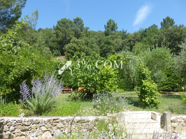 Mas 9 pièce(s) 4 chambre(s) 242 m²