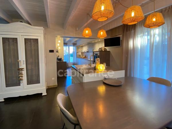 Maison à vendre 6 pièces proche de UZES (30)