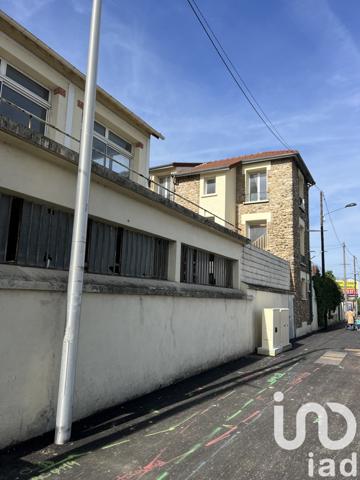 Immeuble à vendre 1 500 m² Ris-Orangis