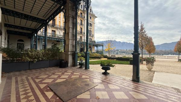 A vendre appartement 3 pièces de charme dans un palace AIX LES BAINS (73)