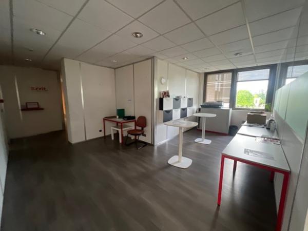 Bureaux à louer à VAL DE REUIL 27100