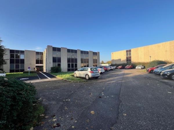 Bureaux à louer à VAL DE REUIL 27100