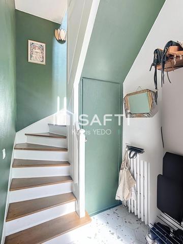 Maison de ville avec extérieur et RER à proximité