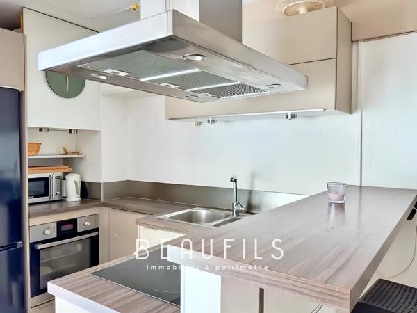 La Grande-Motte (34280) LA GRANDE MOTTE 34280 - T2 - 32 m2 - Stationnement - Terrasse 3,5 m2