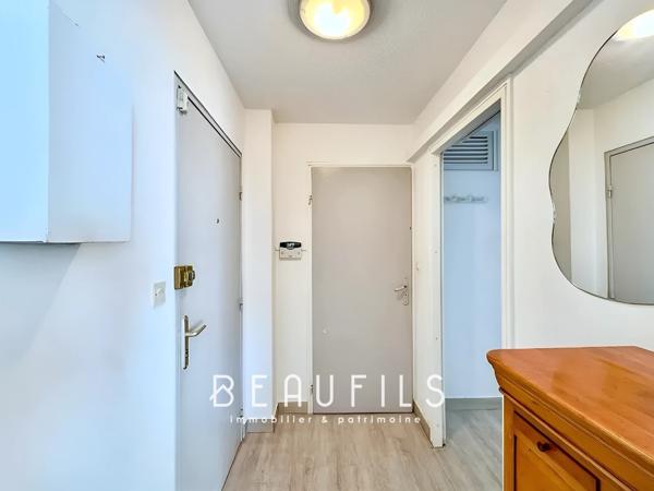 La Grande-Motte (34280) LA GRANDE MOTTE 34280 - T2 - 32 m2 - Stationnement - Terrasse 3,5 m2