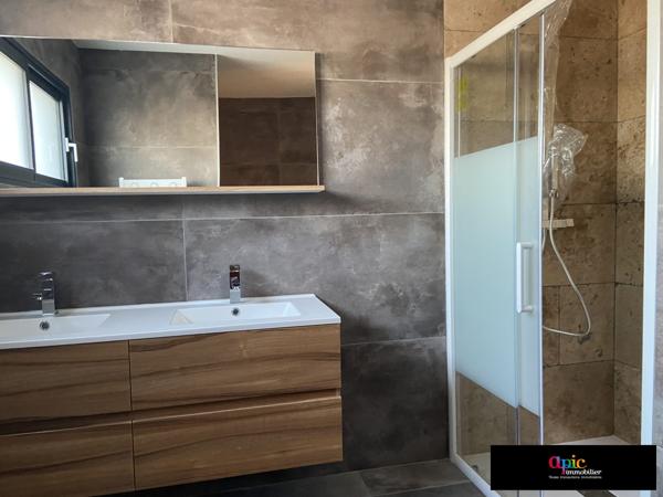 Superbe villa contemporaine neuve