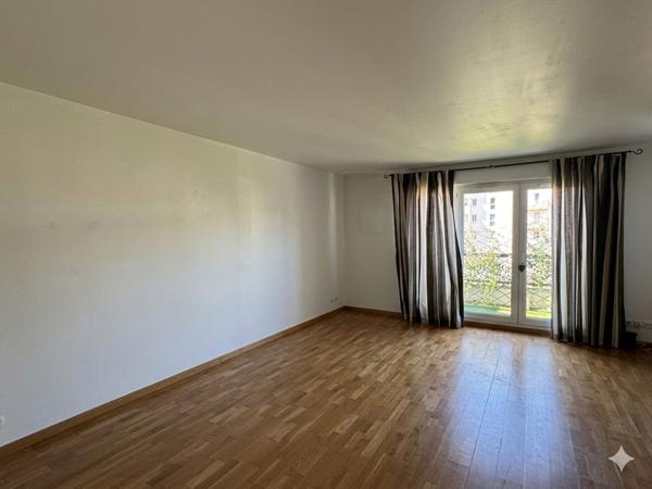 Appartement 4 pièces à vendre à Puteaux - Calme et lumineux avec balcon et parking