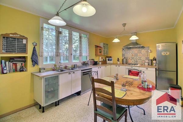 Maison Camaret Sur Aigues 11 pièce(s) 467 m2