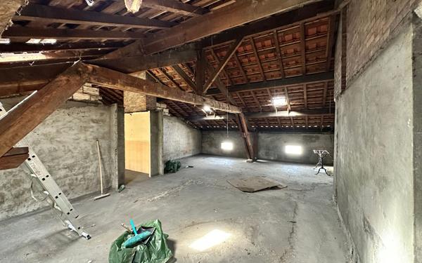 Appartement à vendre    5 pièces • 118,50 m2 Bordeaux