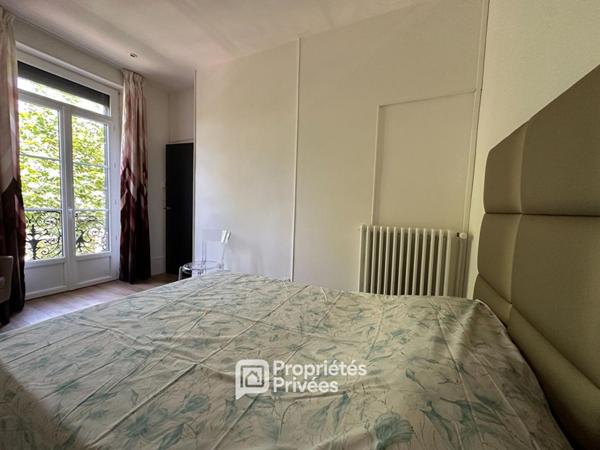 Appartement de standing 4 pièces 85 m2 avec balcons, cave et grenier