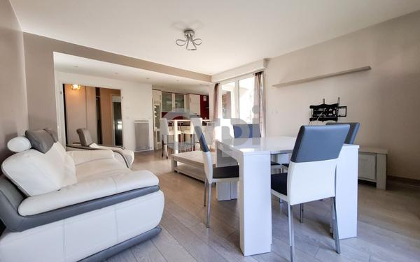 Appartement à vendre    3 pièces • 65,25 m2 La Rochelle