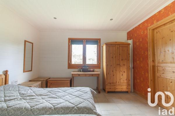 Châlet 5 pièces de 111 m² à Linards (87130)