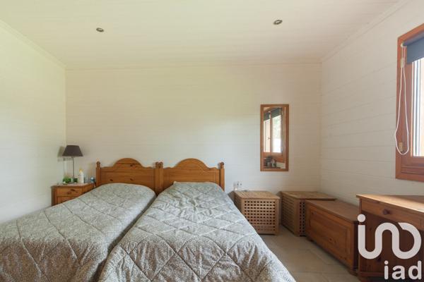 Châlet 5 pièces de 111 m² à Linards (87130)