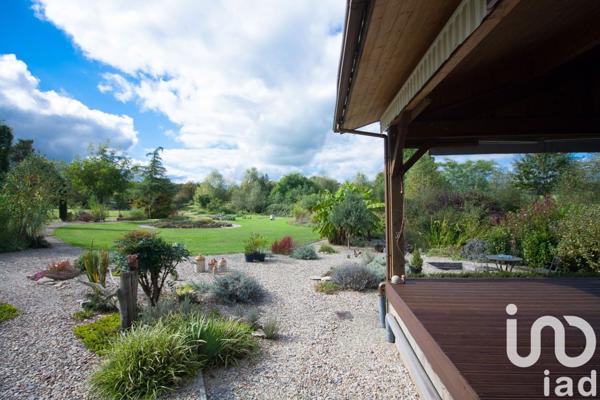 Châlet 5 pièces de 111 m² à Linards (87130)