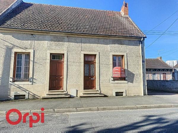 Maison à vendre    4 pièces •  Montluçon