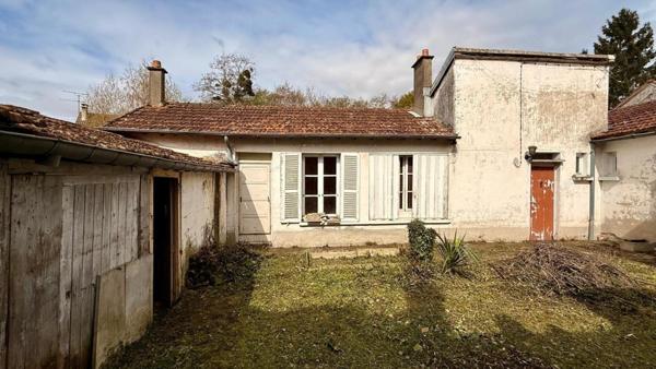 Immeuble à AMILLY, 45200 - 251m²
