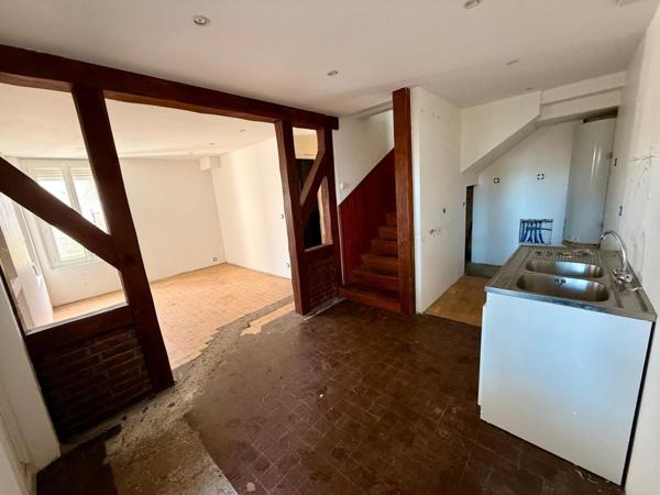 Immeuble à AMILLY, 45200 - 251m²