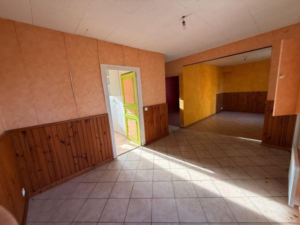 Immeuble à AMILLY, 45200 - 251m²