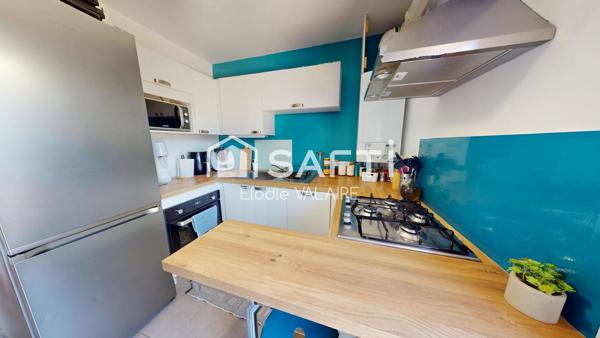 Appartement T2 43m² en Duplex Dernier étage avec grande Terrasse et un garage