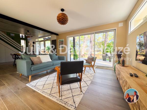 Maison
         4 pièces
        - 91 m² Bien prestige 499 000 € *