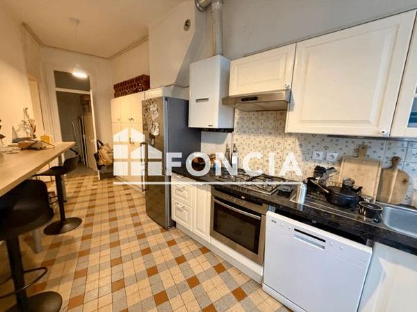 Location Appartement 3 pièces 97.7 m² - 3 RUE PLENEY Lyon 69001