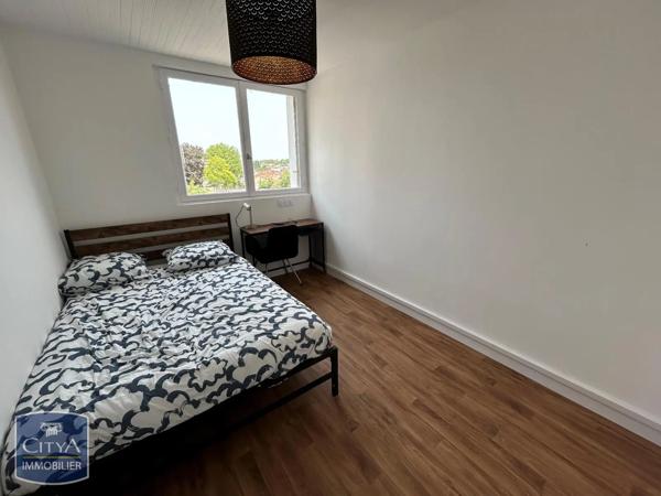 Appartement à louer 1 pièce 10.09m² Cholet (49300)